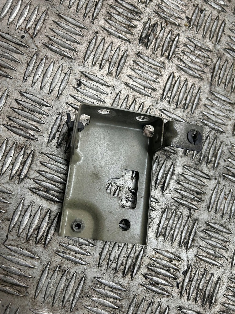 Fixare Fender Front Audi TT TTS 8S 14-23 LZ7S 8S0821168 Product image