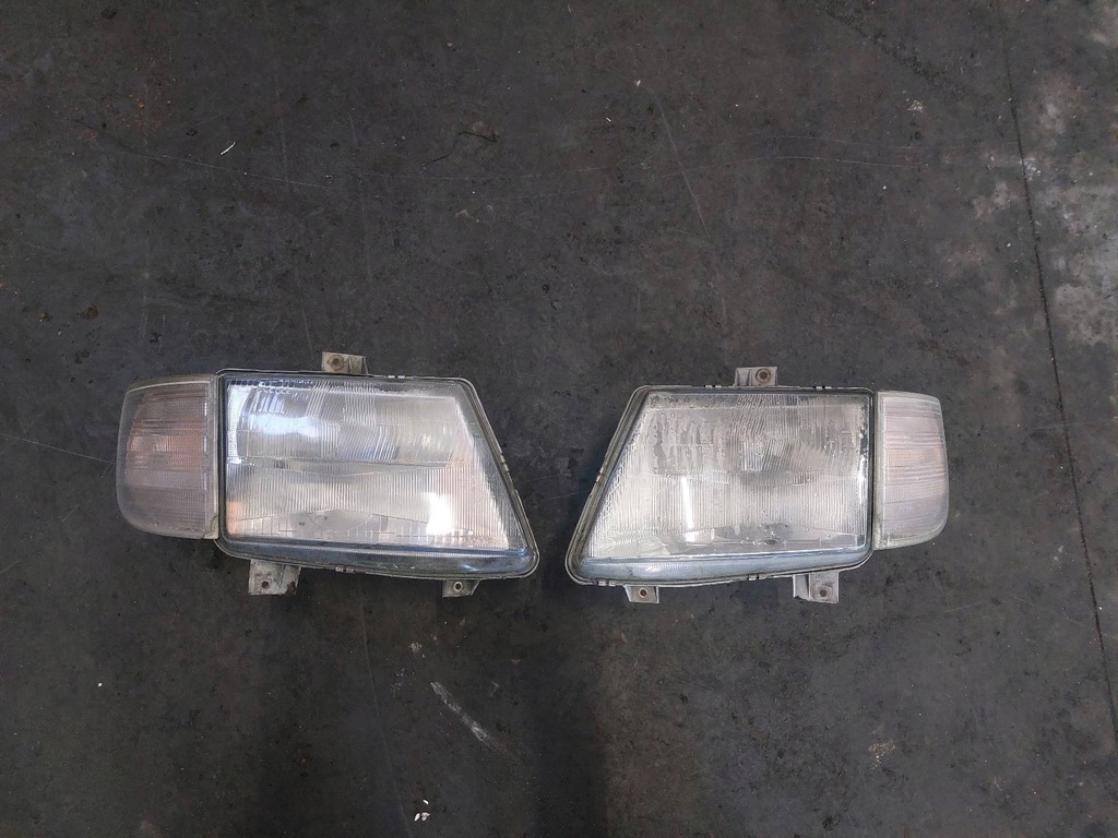 LAMPĂ BARA BARĂ CAPOTA FAȚĂ COMPLETĂ MERCEDES VITO W638 Product image