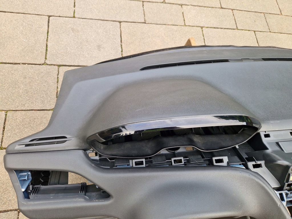 Peugeot 208 și 2008 și Consola de consiliu + 2xpoduszka Original 12-2019 Product image