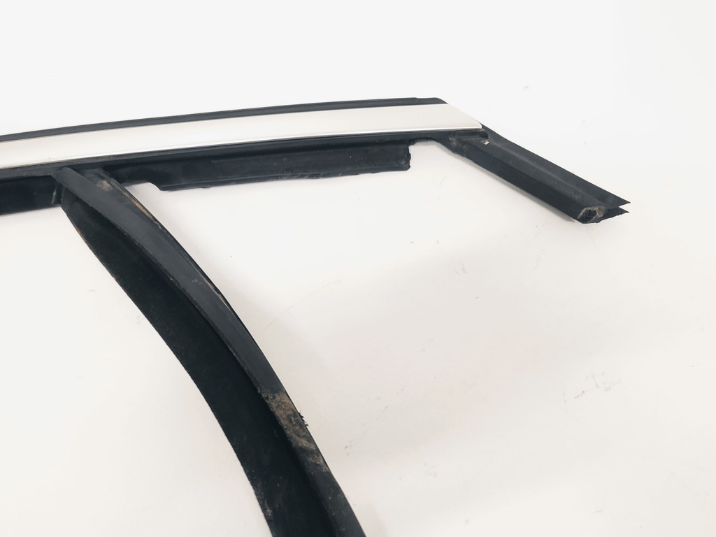 GARNITURA USI FORD MONDEO MK4 FATA DREAPTA Product image