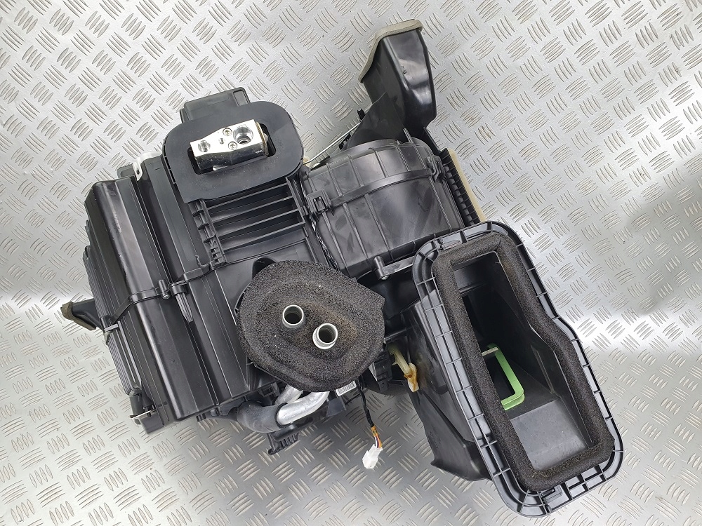 LEAF I ZE0 ÎNCĂLZIRE EVAPORATOR RADIATOR SUPPA AER CONDIȚIONAT Product image