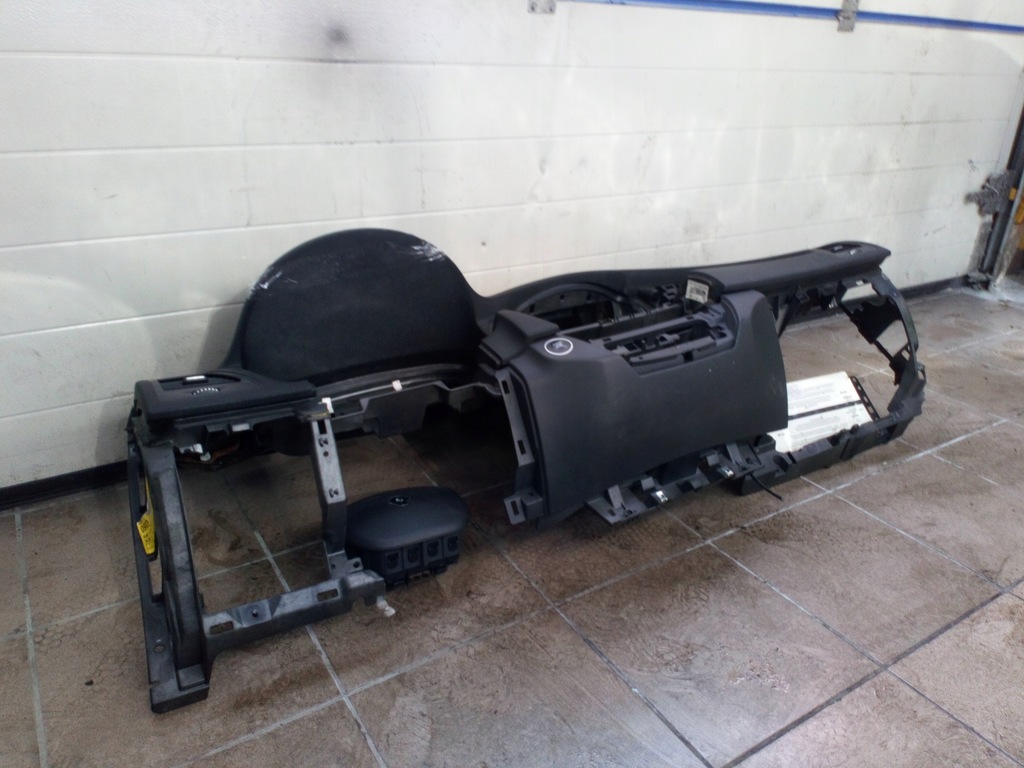 RENAULT LAGUNA III AIRBAG CONSOLA PULSA DE BORD Product image