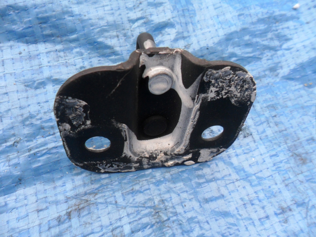 OPEL-PARTS Zafira C Șurub de blocare a hayonului spate Product image