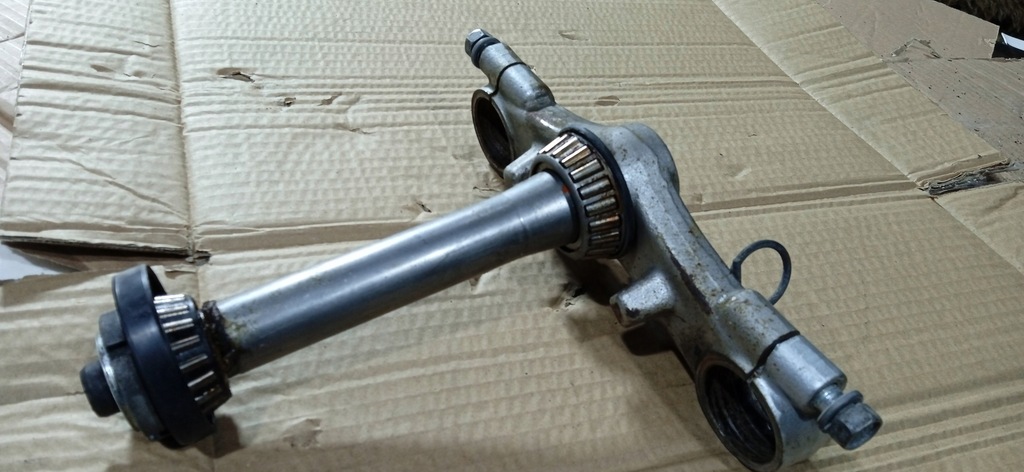 SUZUKI GS 500 SET SCAUNE SUSPENSIE RAFT INFERIT Product image