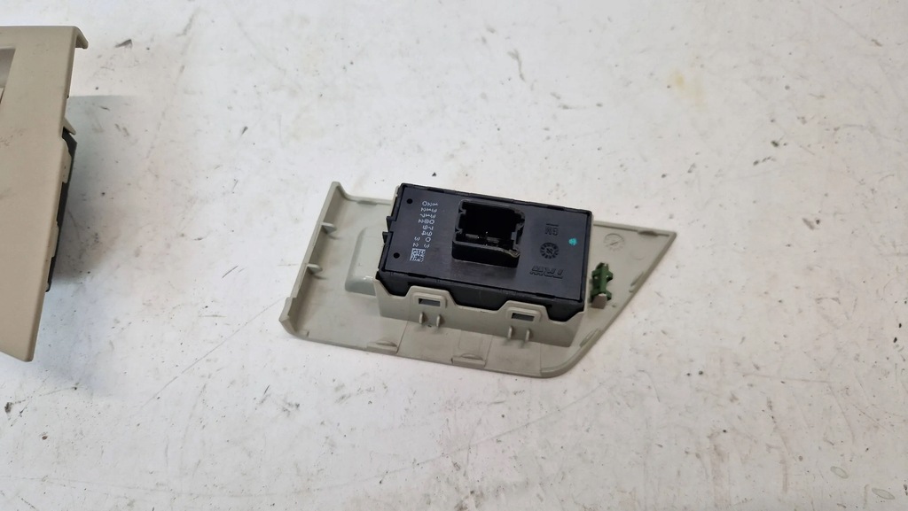 COMUTATOR GEAM Saab 9-5 95 NG 13307903 Product image