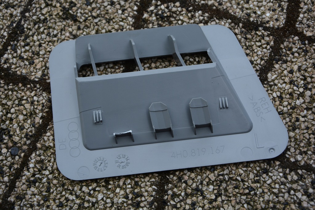 PRIMI DE AER AUDI A8 D4 4H0819167 168 623 624 Product image