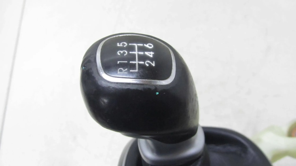 HYUNDAI VELOSTER MANETA SELECTOR DE VIȚII 11- Product image
