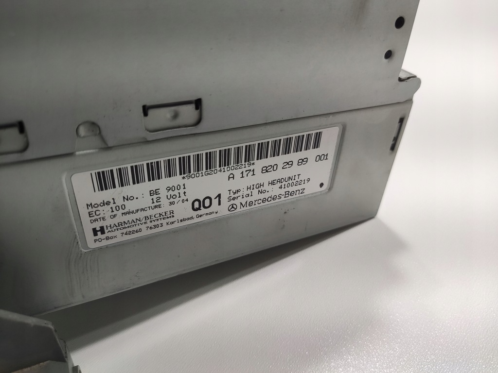 FACTORY RADIO NAVIGATION MERCEDES SLK II W171 R171 A1718202989 2004-2011 Product image