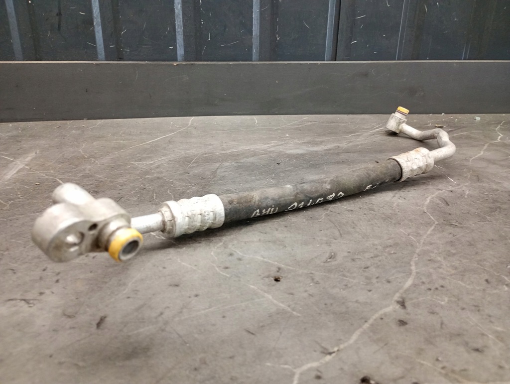23498211 BMW 5 E60 E61 2.0D Cablu de aer condiționat Product image