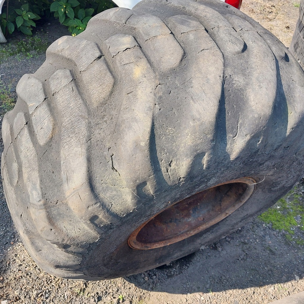ROATA ANVELOPE JANTE NOKIAN 500/60 15.5 MAȘINA PĂDURĂ Product image