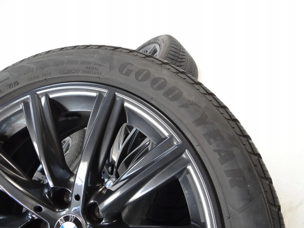 4 x JANTE BMW 5 G30 G31 6874440 8Jx18 IS30 cu anvelope Goodyear Product image