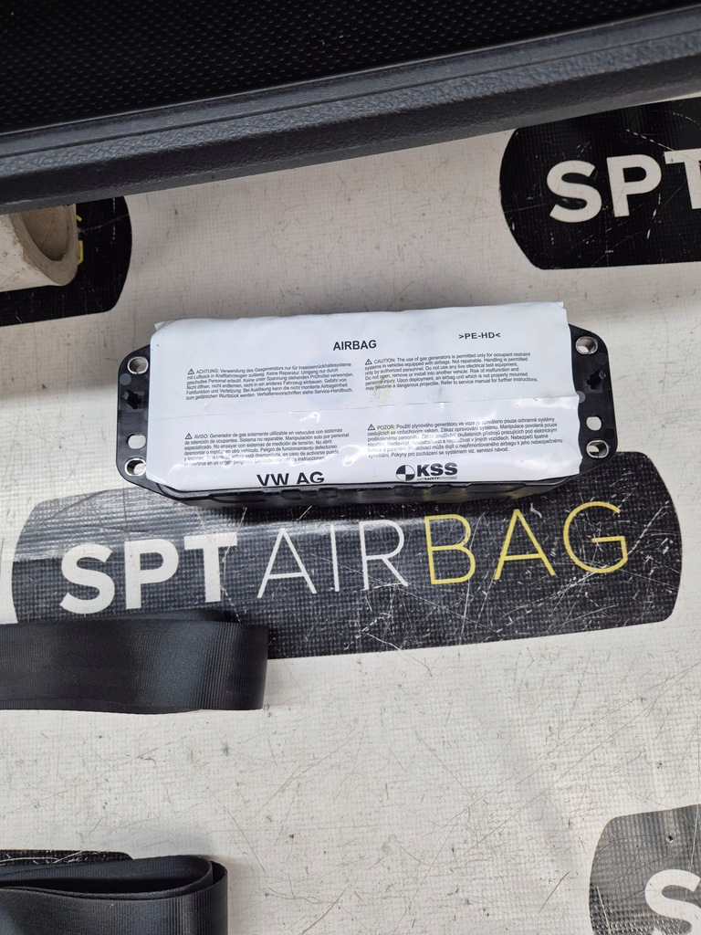 VW TRANSPORTER T6 CONSOLA DE BORDA PERNE CUREA AIRBAG Product image