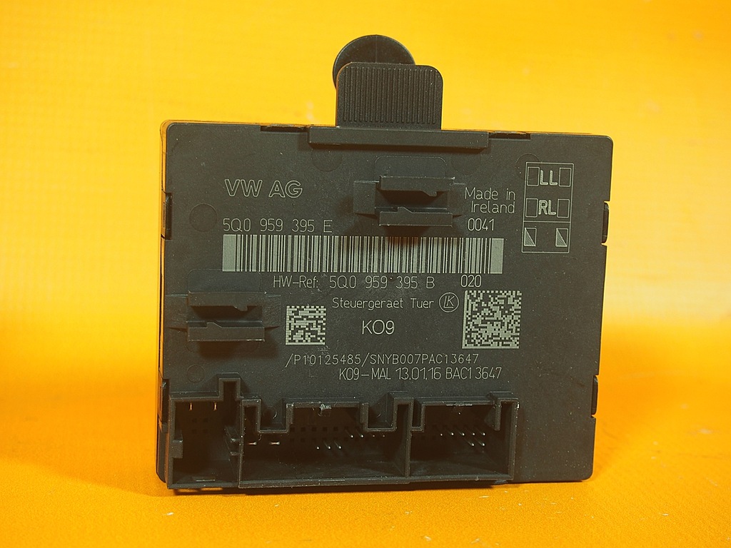 Control usi Audi A3 S3 8V SPATE STÂNGA DREAPTA 5q0959395e Product image