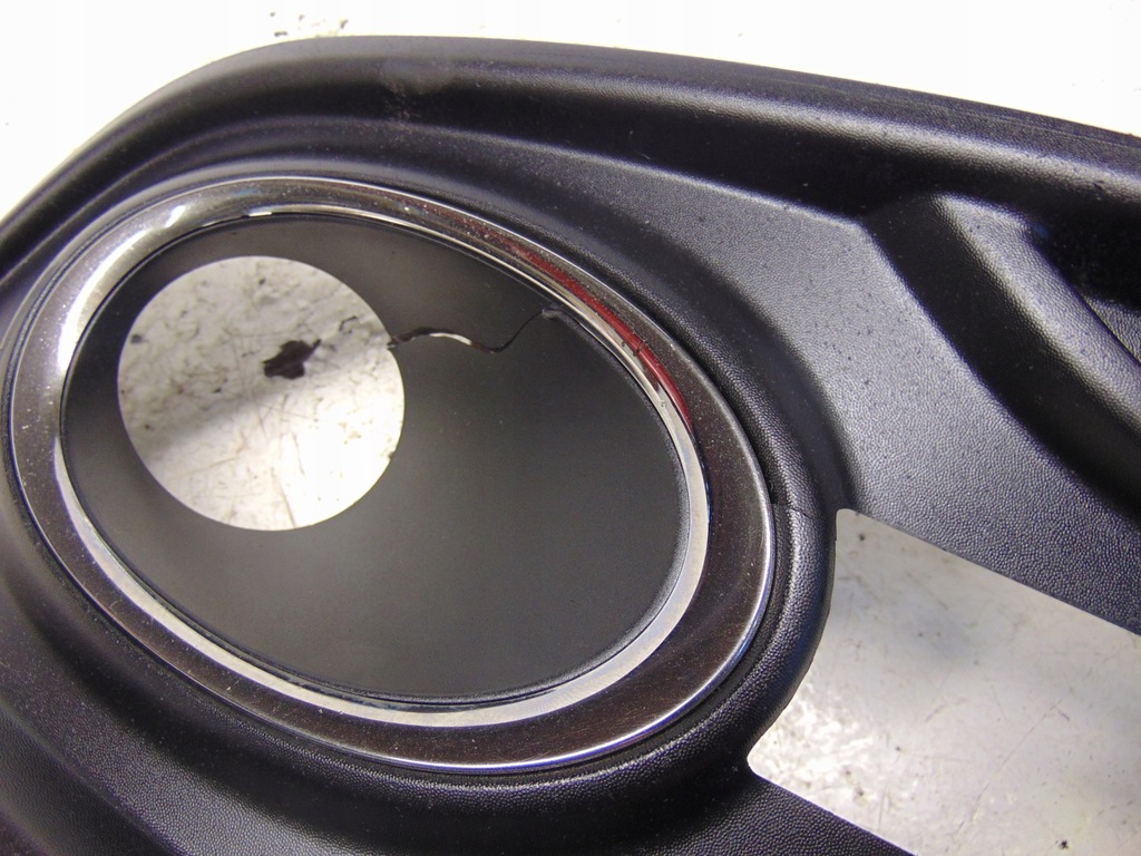 GRILA DE BARĂ HALOGEN STÂNGA RENAULT MEGANE 3 III LIFT 2013 - EUROPA Product image