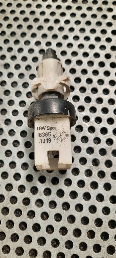 SENSOR STOP IVECO DAILY B3653319 Product image