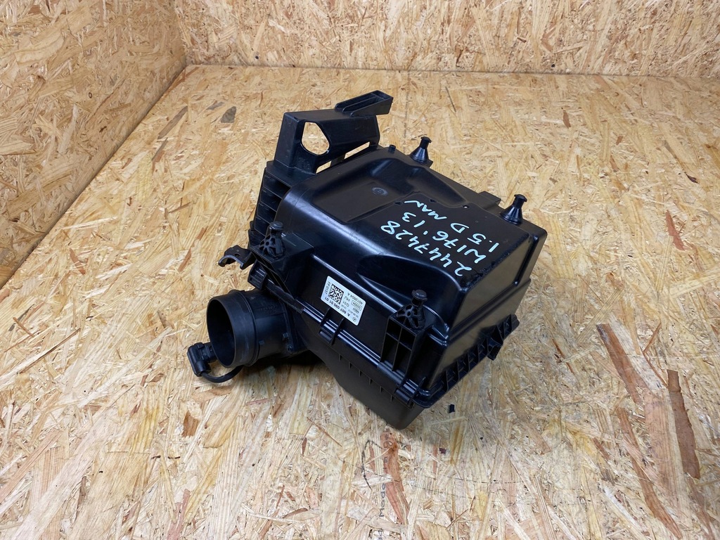 CARCASA FILTRUL DE AER MERCEDES W176 W246 W117 1.5D A6070900101 Product image