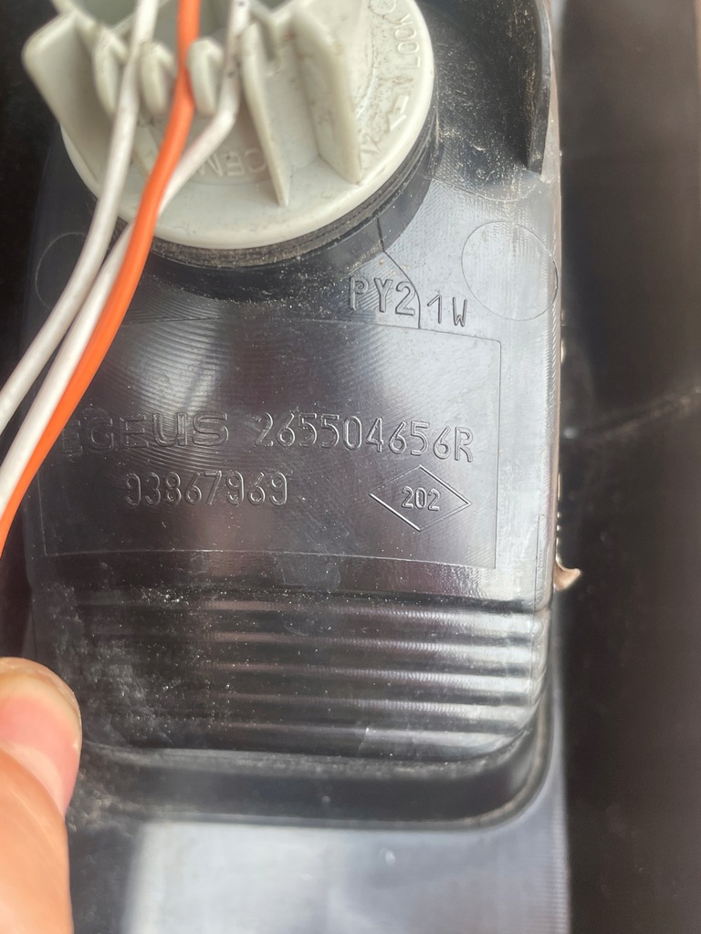 RENAULT TRAFIC III VIVARO B LAMPĂ SPATE DREAPTA Product image