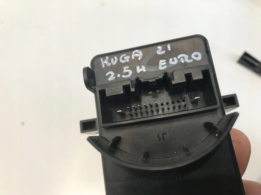 FORD KUGA III MK3 PRISE OBD II CONECTOR DIAGNOSTIC LJ6T-14F642-BG Product image