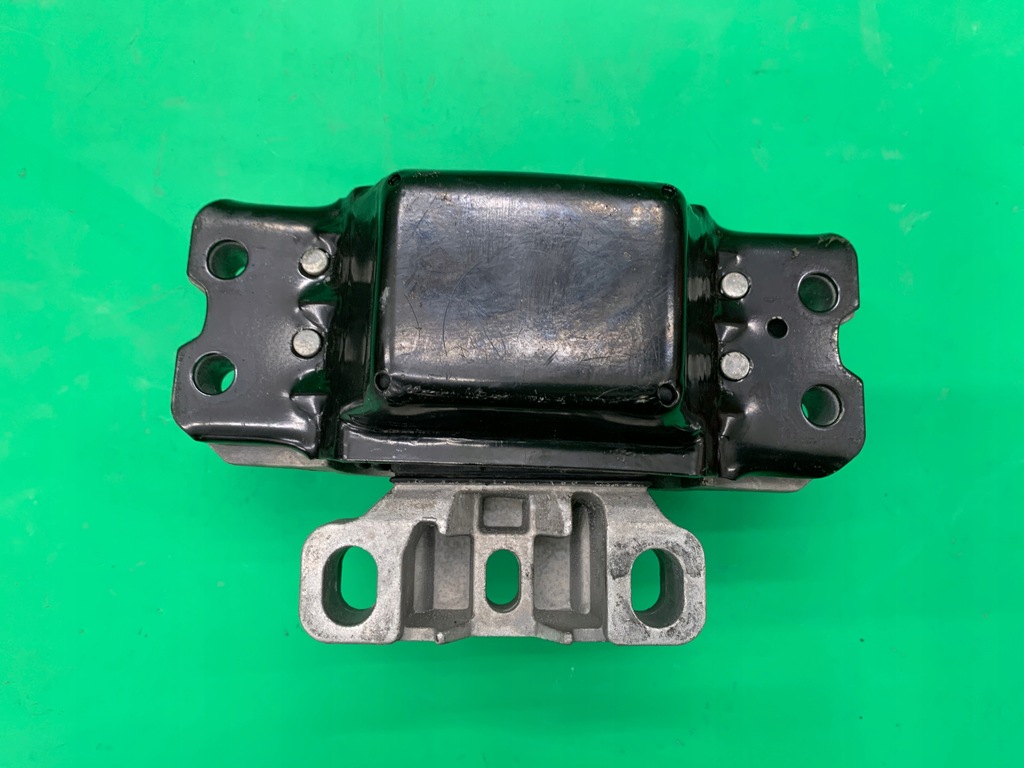 SUPPORT MOTOR CUTIE STANGA SKODA OCTAVIA II 2 1.9 TDI 04- Product image