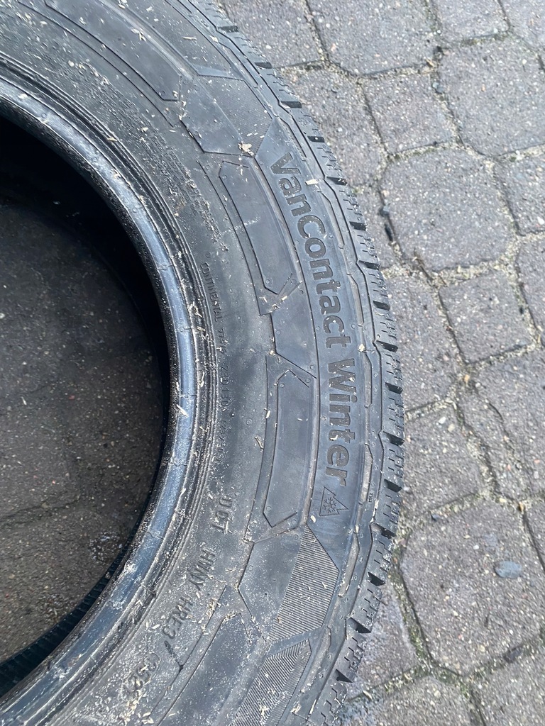 1buc CONTINENTAL VanContact iarna 205/70/15 C 106/104R 2021 9 mm Product image