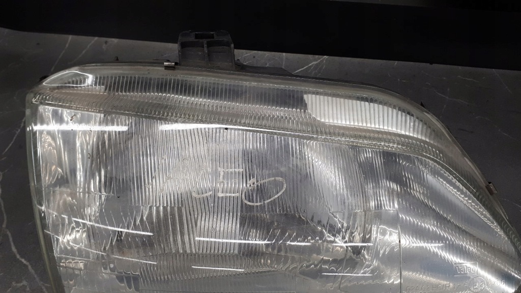Far fata dreapta Renault Megane Product image