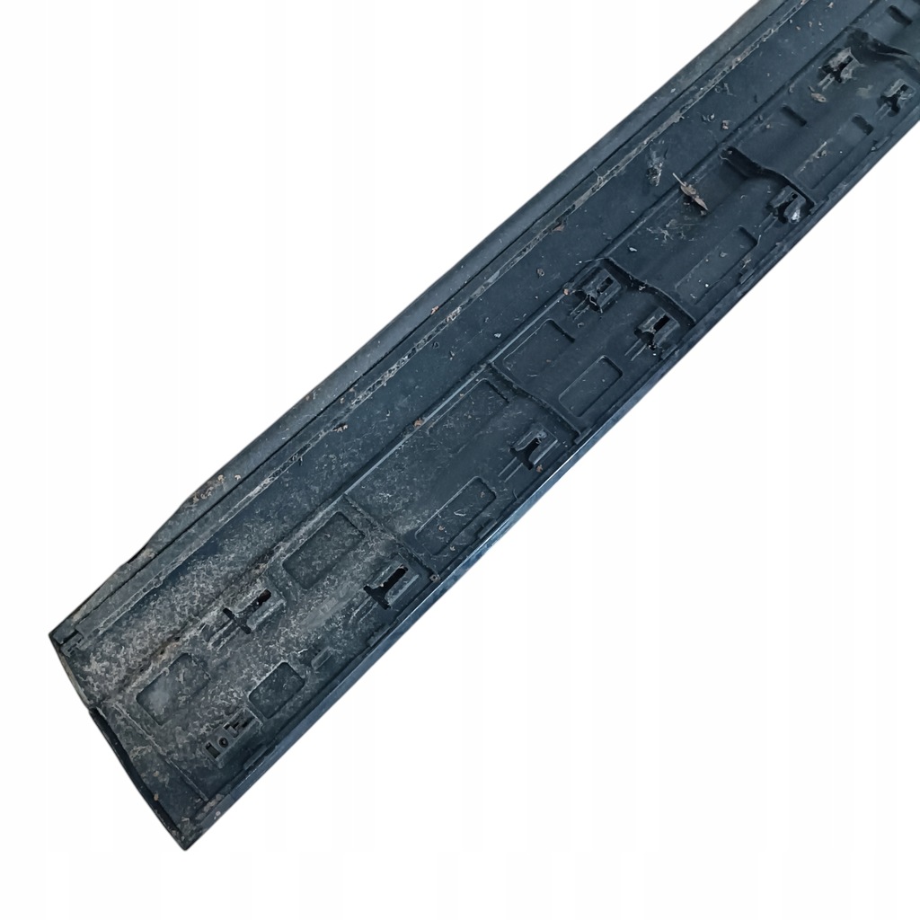 MOBILIERĂ UȘĂ STÂNGA FAȚĂ PORSCHE CAYENNE 7P5837787F Product image