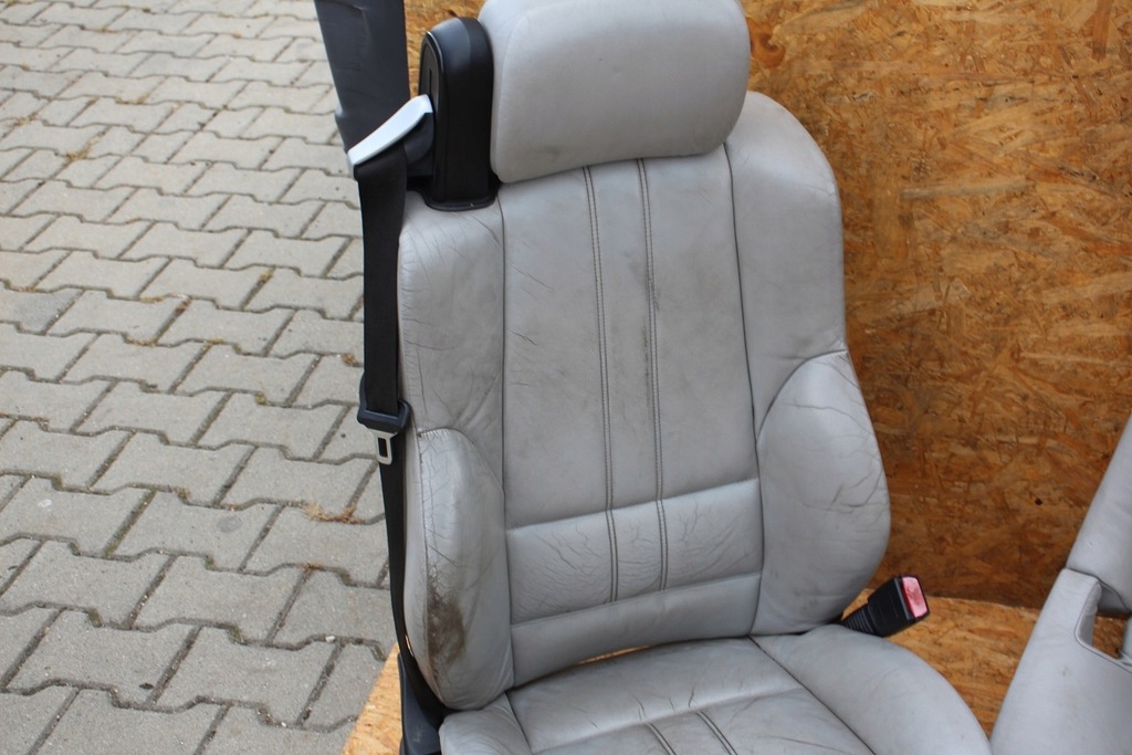 Scaune canapea BMW e46 cabrio, sport din piele usoara, scaune sport incalzite electric Product image