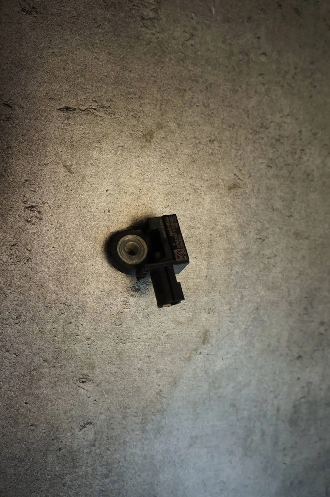SENSOR DE IMPACT AIRBAG 95930-2P000 KIA SORENTO II Product image
