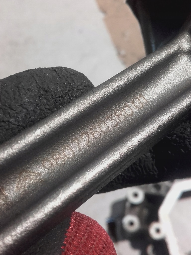 PEUGEOT OPEL CITROEN 1.2 THP BIELA ​​PISTON Product image