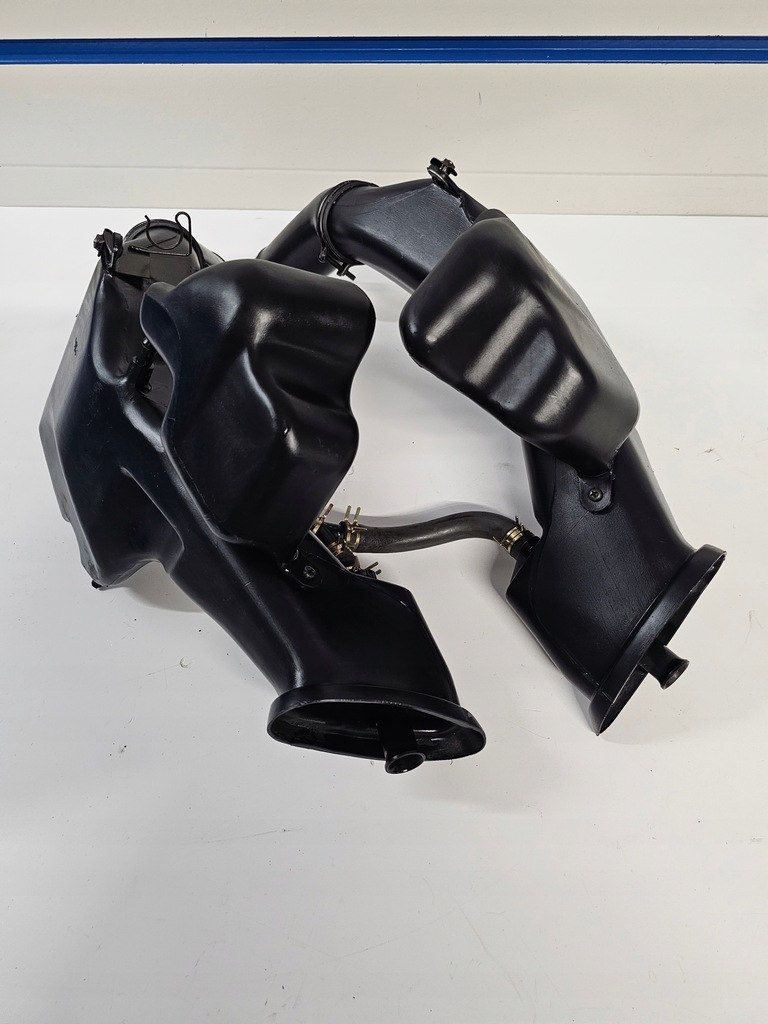 Prize de aer Kawasaki ZZR 1100 Prize airbox Product image