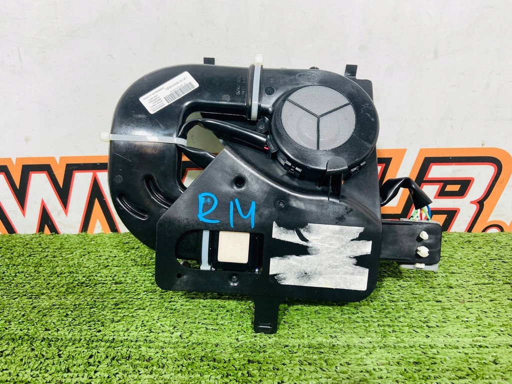 PERNA SCAZĂ SPATE CONDUCT DE AER STÂNGA/DREAPTA RR L405 CK52611H06AA Product image