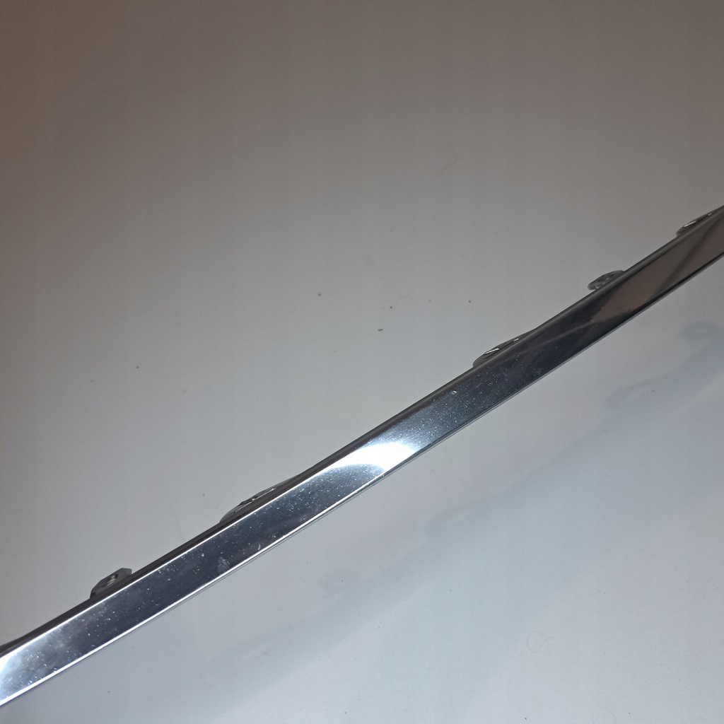 VW PASSAT B7 10-15 BANDA GRARA BARATA CROMATA R 3AA853764 Product image