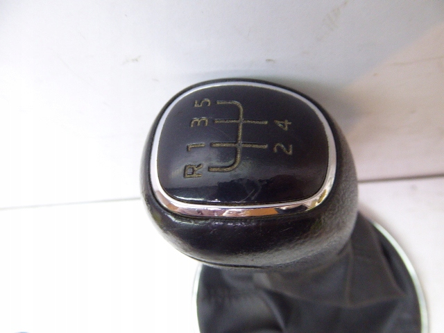 ROOMSTER 5J LIFT 10-15 BOMUL SCHIMBĂTOR 1.6 TDI Product image