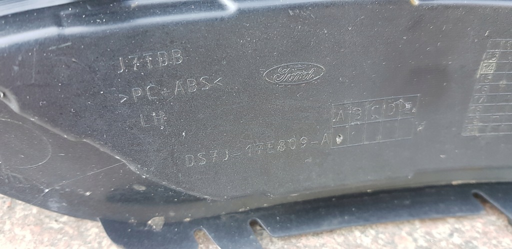 FORD MONDEO MK5 ST LINE CAPAC BARĂ SPATE L R Product image