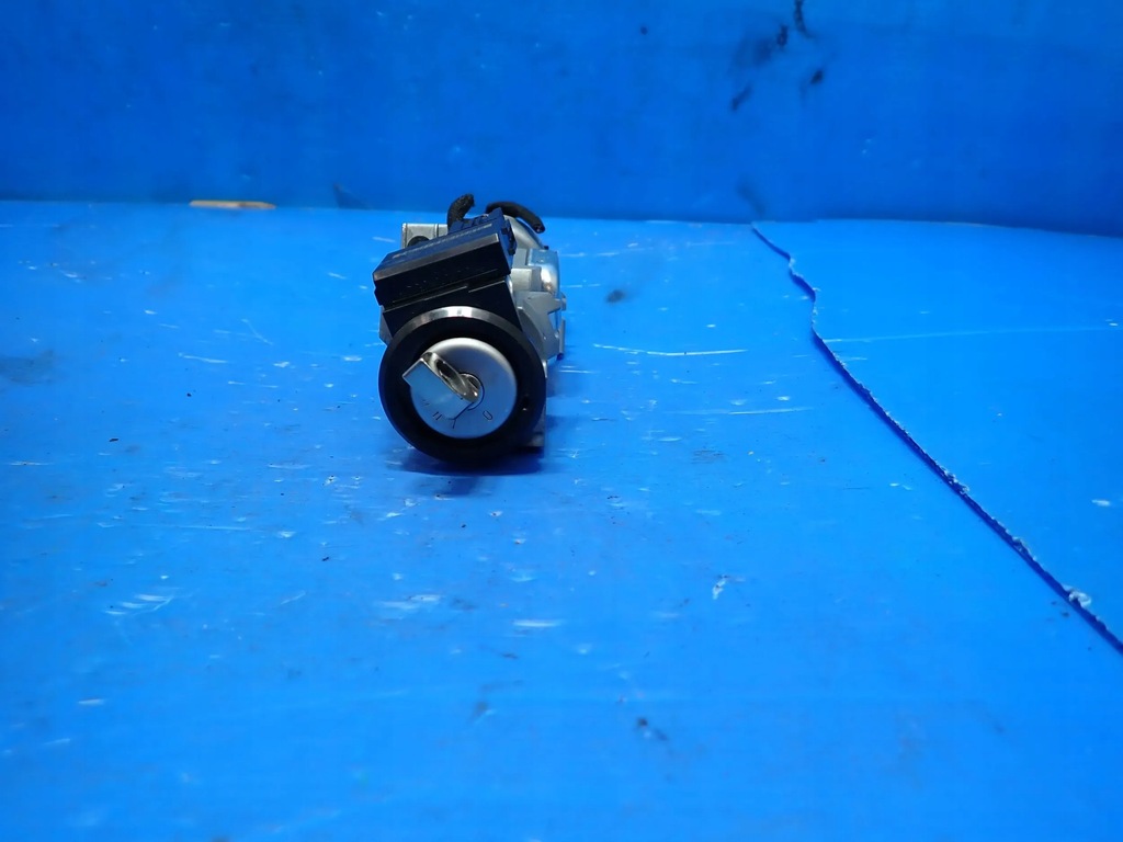 CHEIE CONTACT FORD FOCUS MK1 S-MAX MONDEO MK4 3M51-3F880-AE Product image