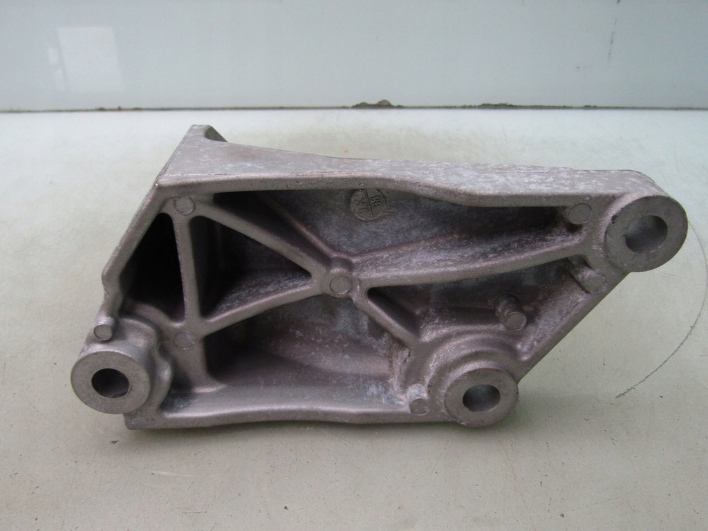 SUPORT MOTOR LEAF II ZE1 21R CUTIE DE VITEZE FATA DREAPTA Product image