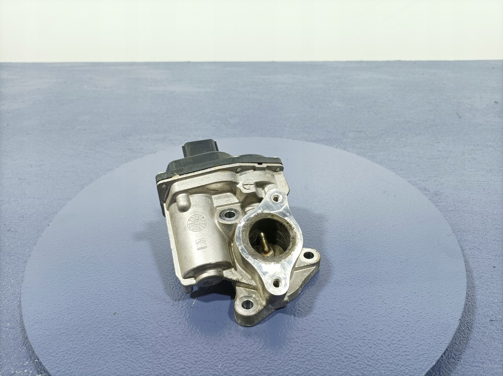 RENAULT CLIO IV 1.5 DCI 75 CP K9K628 SUPPA EGR 8201143495 Product image