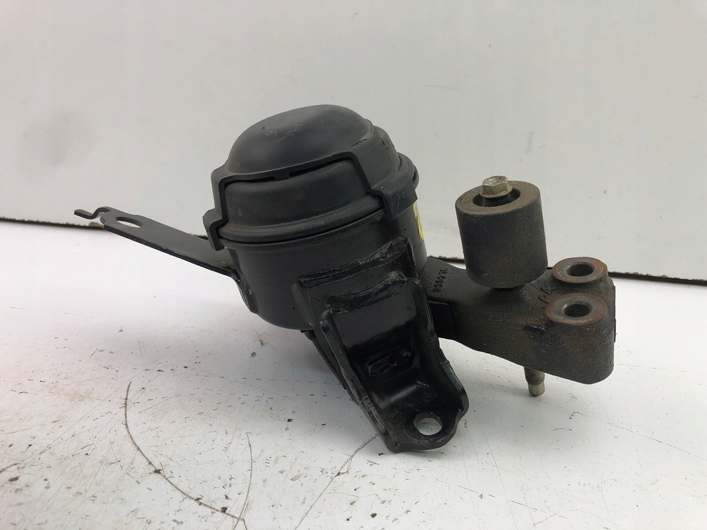 Toyota Yaris III 1.5 hibrid, suport dreapta motor C2 Product image