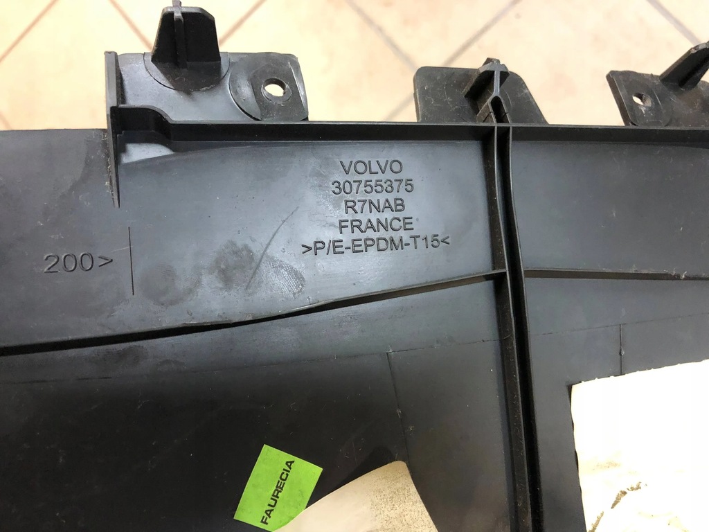 TUNEL CENTRAL COTIERA VOLVO S40 V50 30755375 Product image