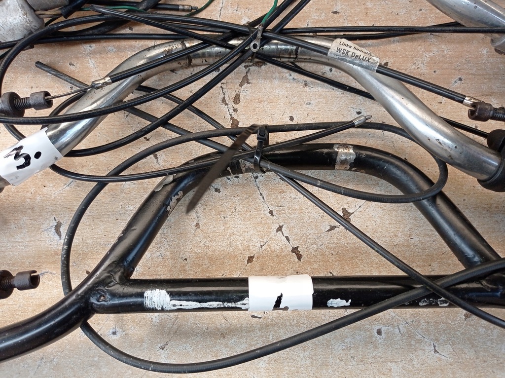 WSK - Păsări - Lelek - volan cu mânere de ușă - 4 bucăți (1,2,3,4) Product image
