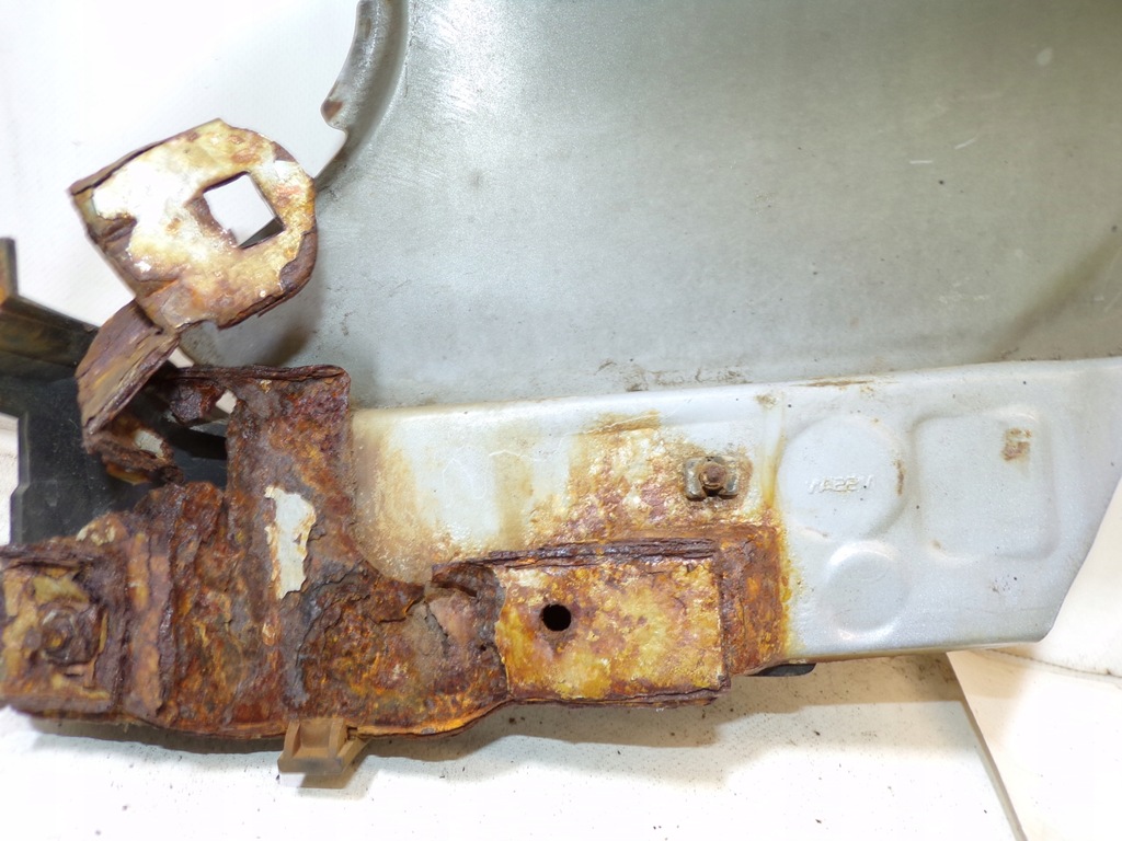 APARĂ FATA DREAPTA NISSAN ALMERA N16 LIFT Product image