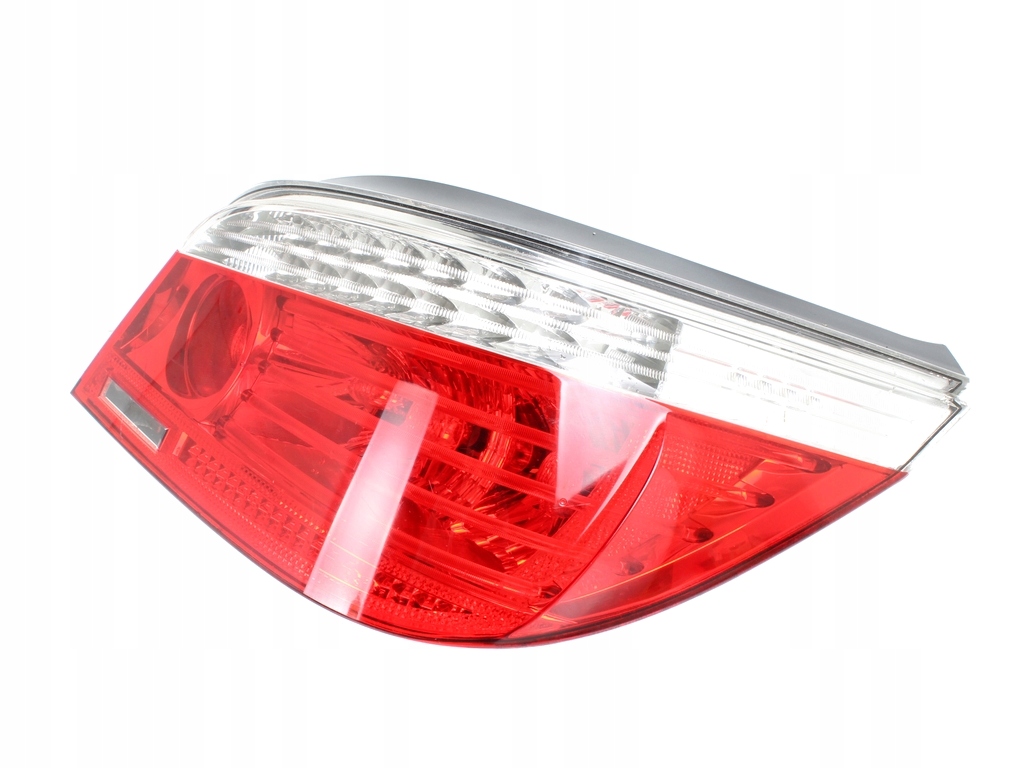 LAMPĂ LED SPATE DREAPTA BMW M5 E60 LIFT LCI Product image