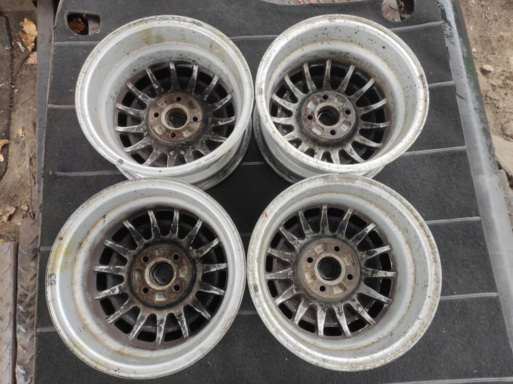JANTE ALIE 14" 4x100 MONTREAL VW Golf GTI Passat Jetta Polo Corrado CU CAPACE Product image