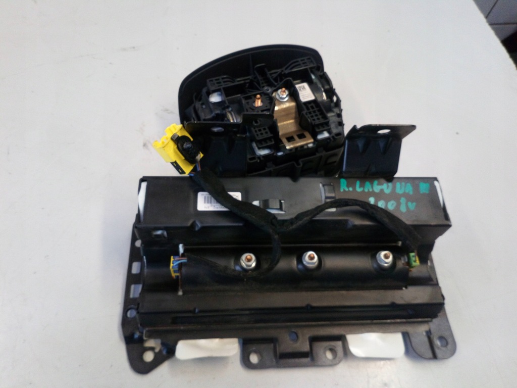 RENAULT LAGUNA III AIRBAG CONSOLA PULSA DE BORD Product image