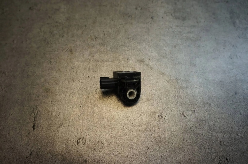 SENSOR DE IMPACT AIRBAG 95930-2P000 KIA SORENTO II Product image