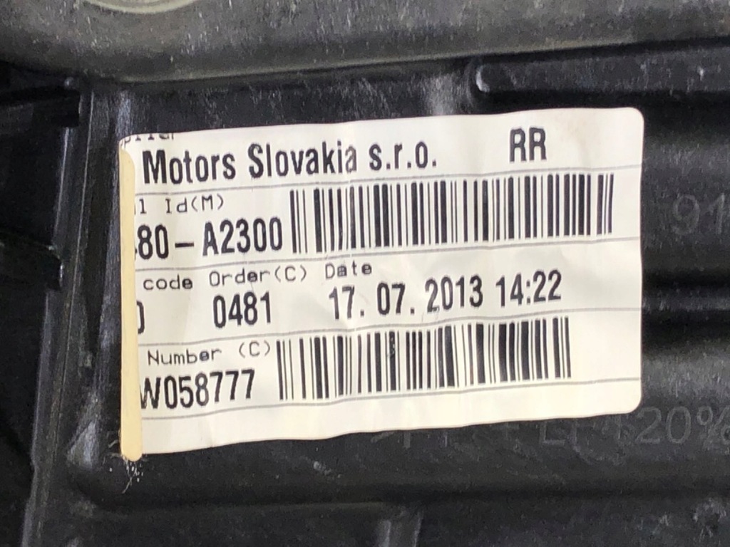 REGULATOR GEAM DREAPTA SPATE KIA CEED 83480-A2300 Kombi 12-18 Product image