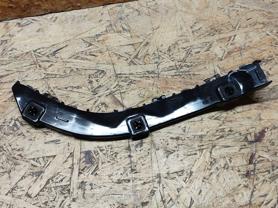 Fixarea diapozitivelor de protecție din spate dreapta Suzuki Vitara III 15-71831-54P0 Product image