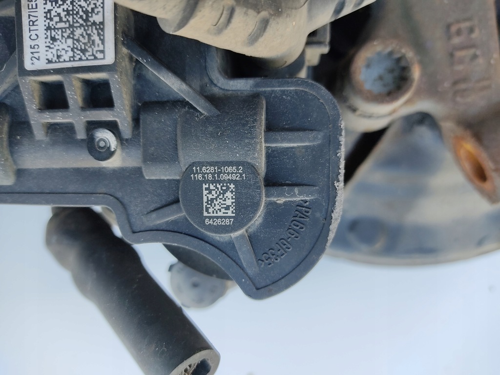 BUTUC STÂNGA SPATE BRACȚ OSCILANT SUSPENSION CLEȘĂ AUDI A3 8V SEDAN 2013-2019 Product image