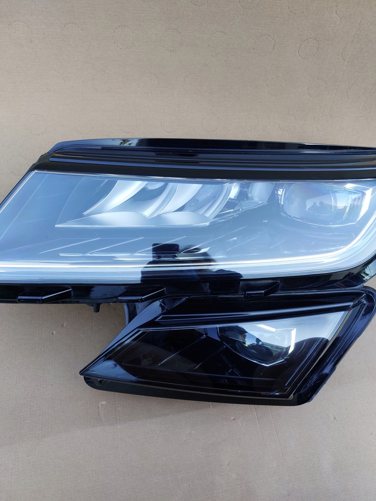 LAMPA FULL LED SKODA KODIAQ FATA STANGA 566941015H ORIGINALA Product image