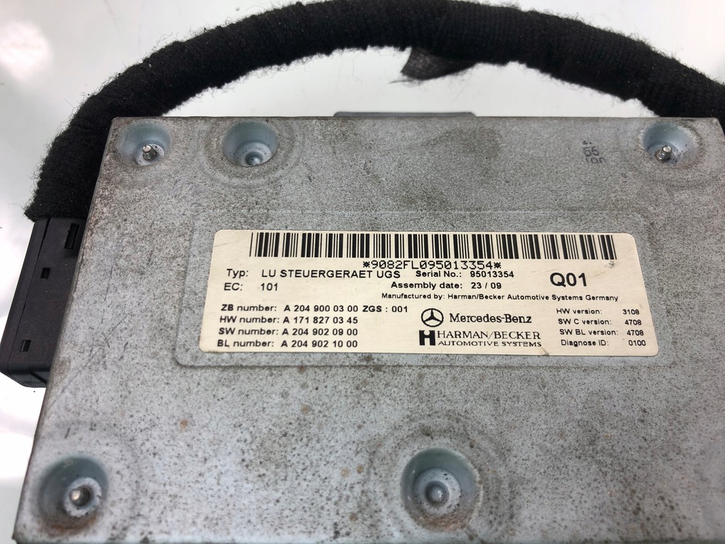 MODUL DE NAVIGAȚIE MERCEDES W221 A2049000300 Product image